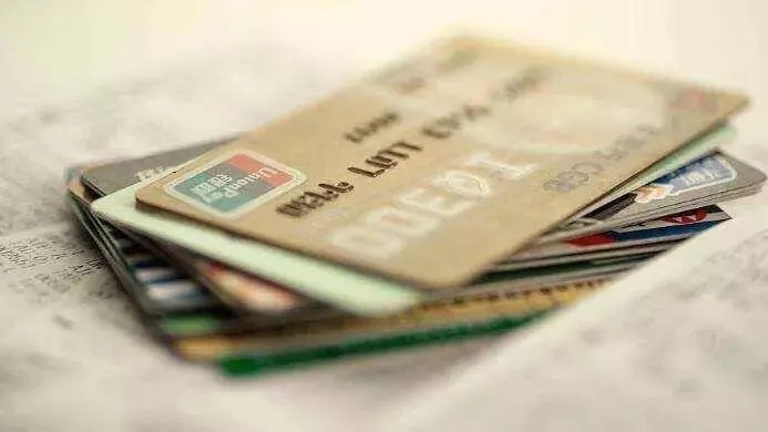 【紧急】信用卡有这9种行为，小心被封卡降额